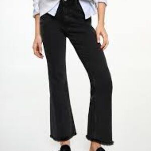ZARA Women's Black Mid Rise Frayed Hem Flared Cropped Denim Jeans
